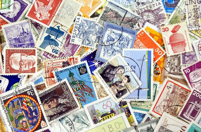 Collegamento a The 800th anniversary celebratory stamp