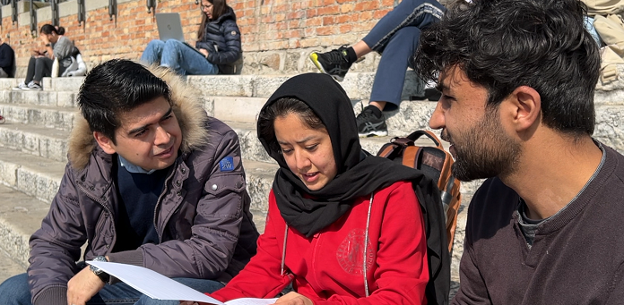 Studentessa e studenti Afghani al Portello