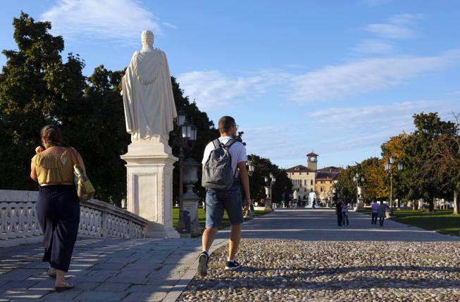 Collegamento a Un'estate per scoprire luoghi e iniziative Unipd, in città e non solo
